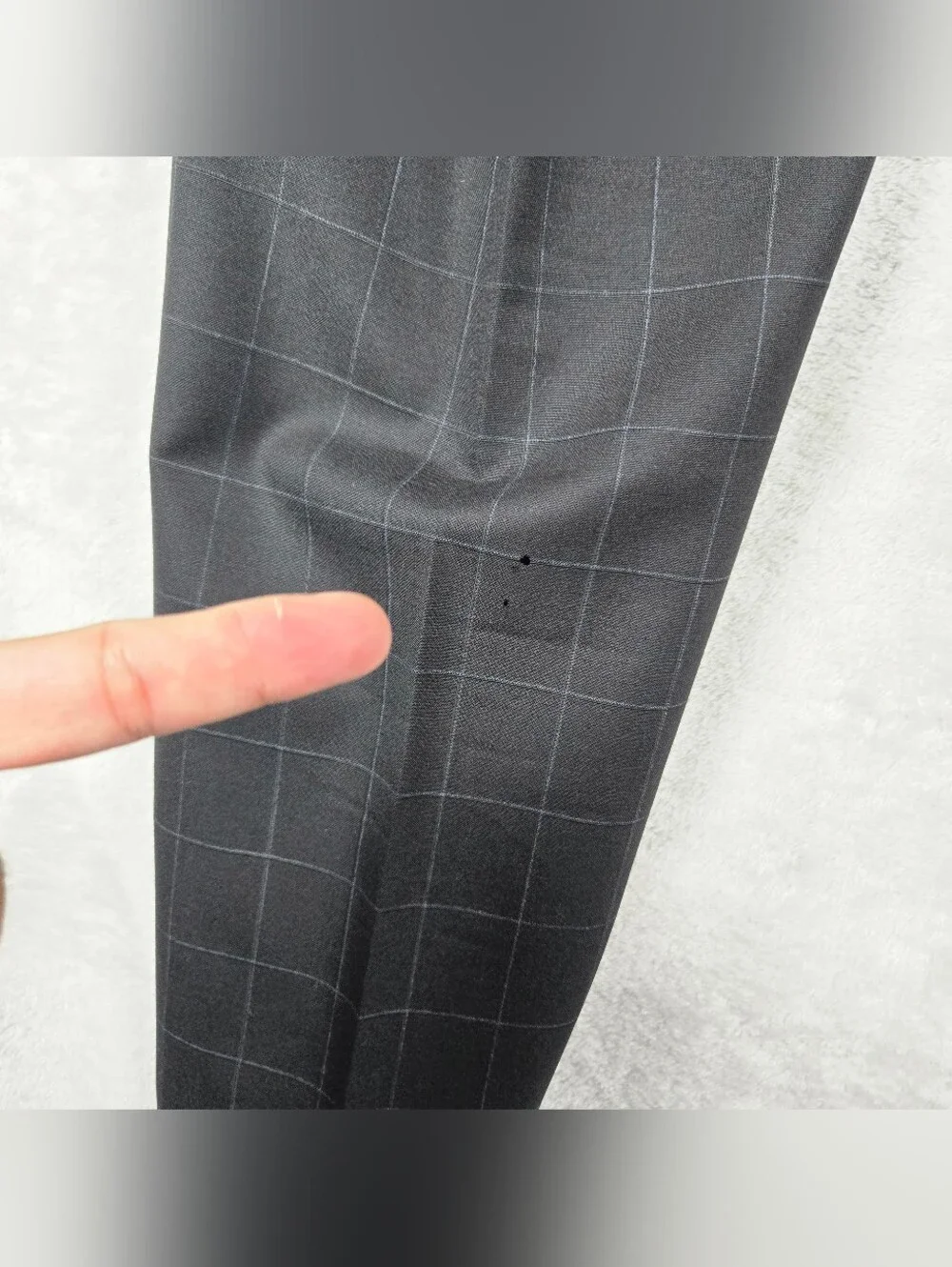Gucci 2 Piece Suit Men Blazer 48R Pants 36x30 Inseam Black Windowpane Read Des!